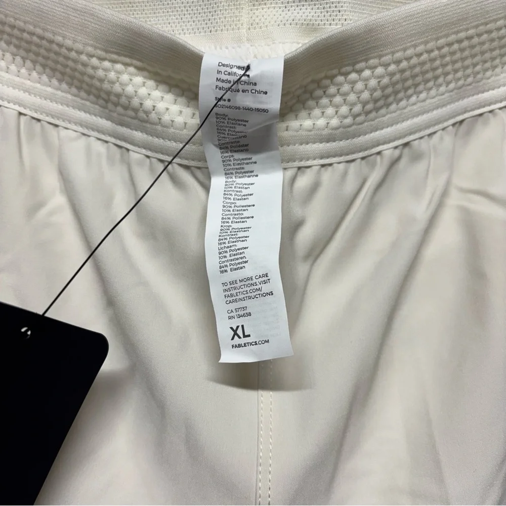 ✨Fabletics The 7” Fundamental Shorts(Lined) Size XL